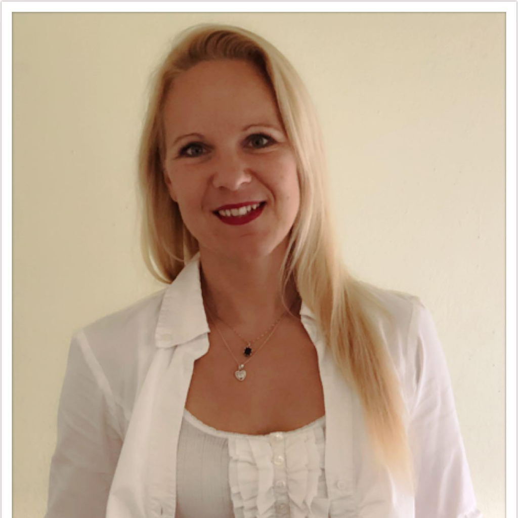 Christine Stein portrait 2020